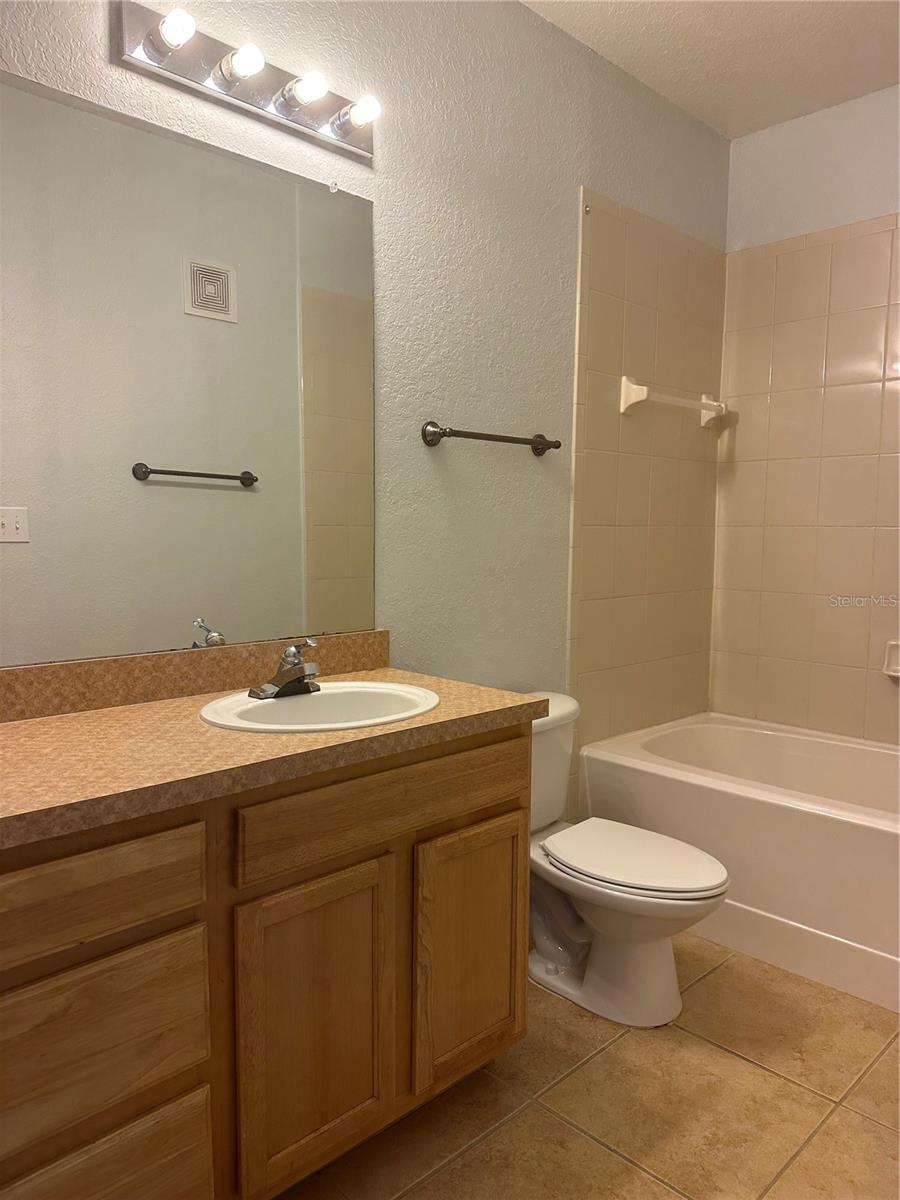 10023 COURTNEY PALMS BLVD #202 — photo 11