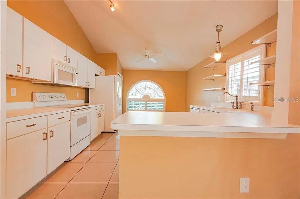 3904 IXORA CT — photo 15