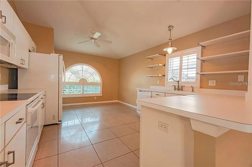 3904 IXORA CT — photo 14