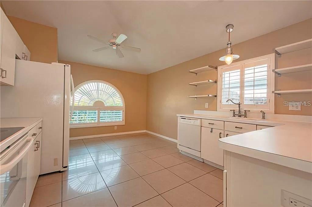 3904 IXORA CT — photo 16