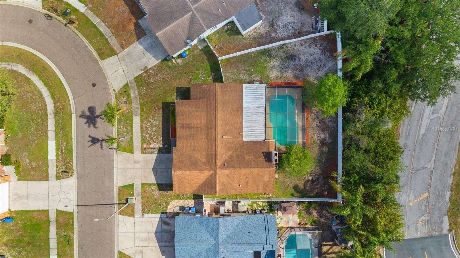 1358 FOXBORO DR — photo 14