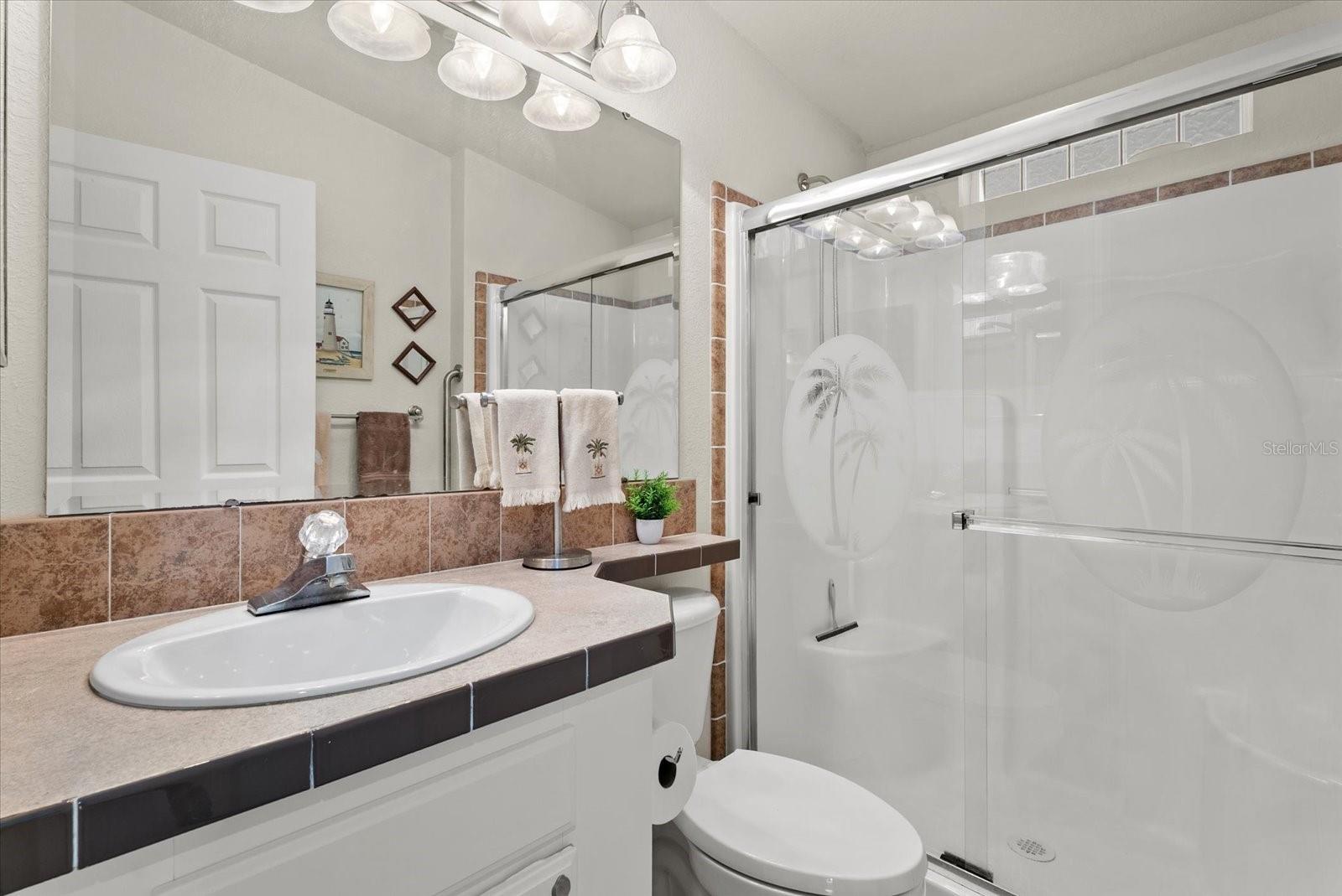 636 BLACKBURN BLVD — photo 28
