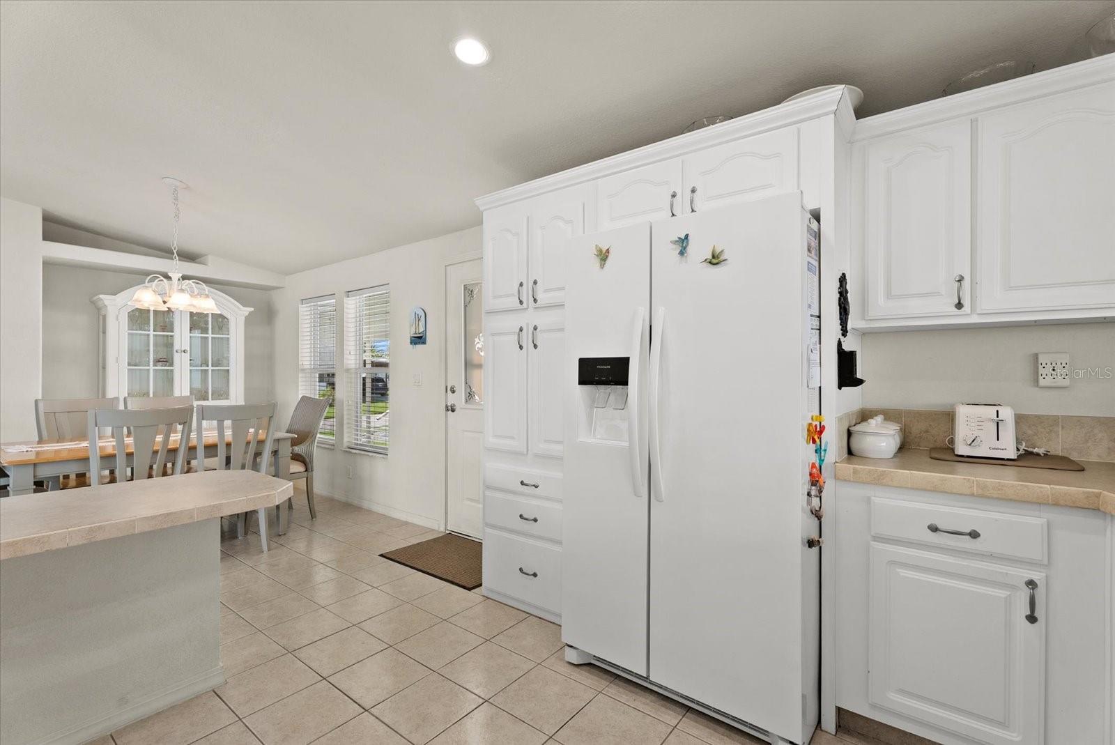 636 BLACKBURN BLVD — photo 13