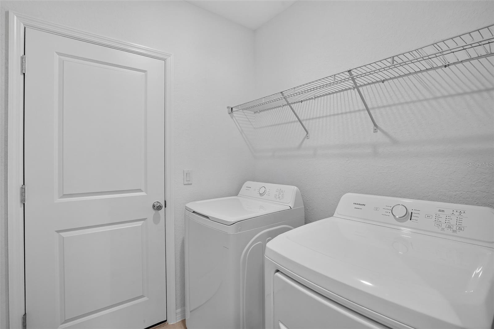 3616 AMBERSWEET XING — photo 35