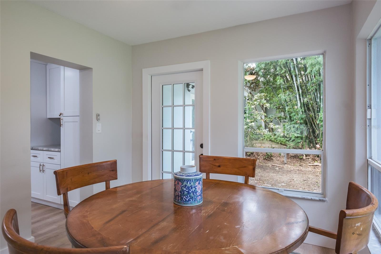 502 N LINCOLN AVE — photo 20