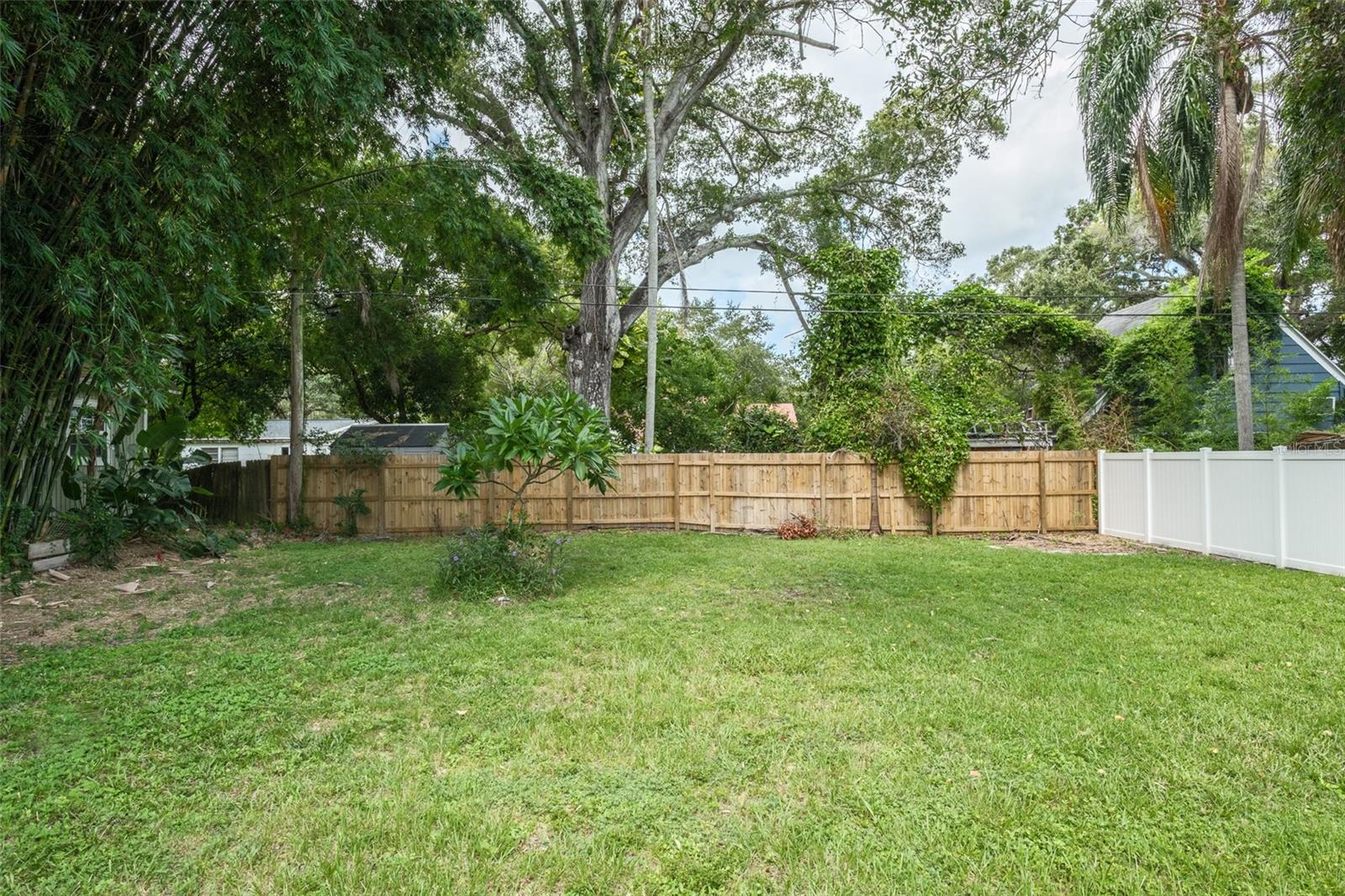 502 N LINCOLN AVE — photo 46