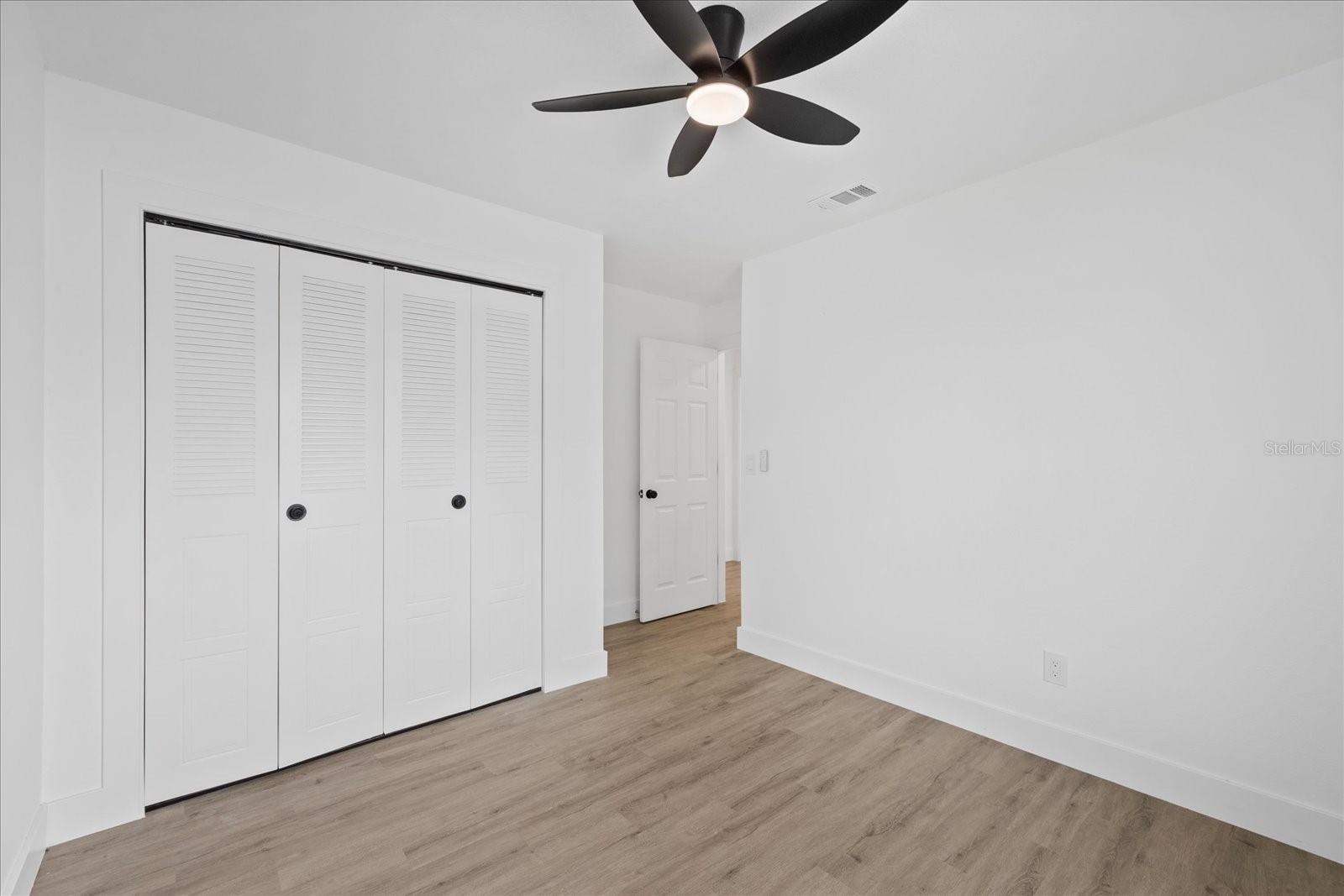 10609 OUT ISLAND DR — photo 26