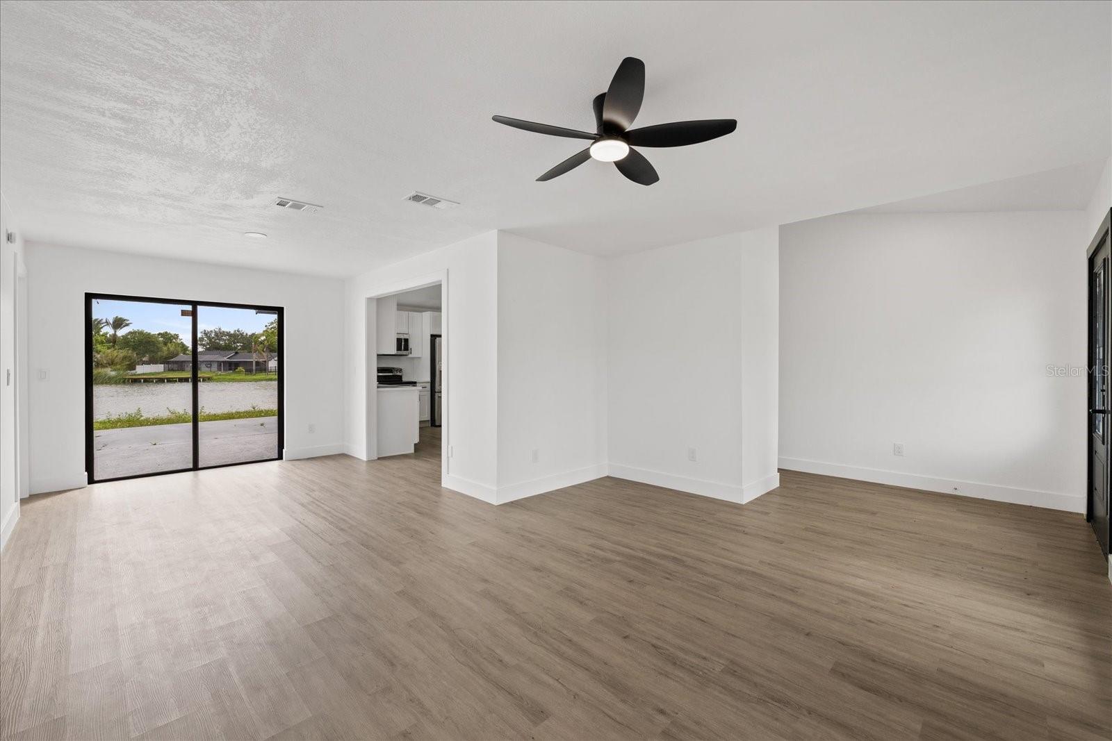 10609 OUT ISLAND DR — photo 31