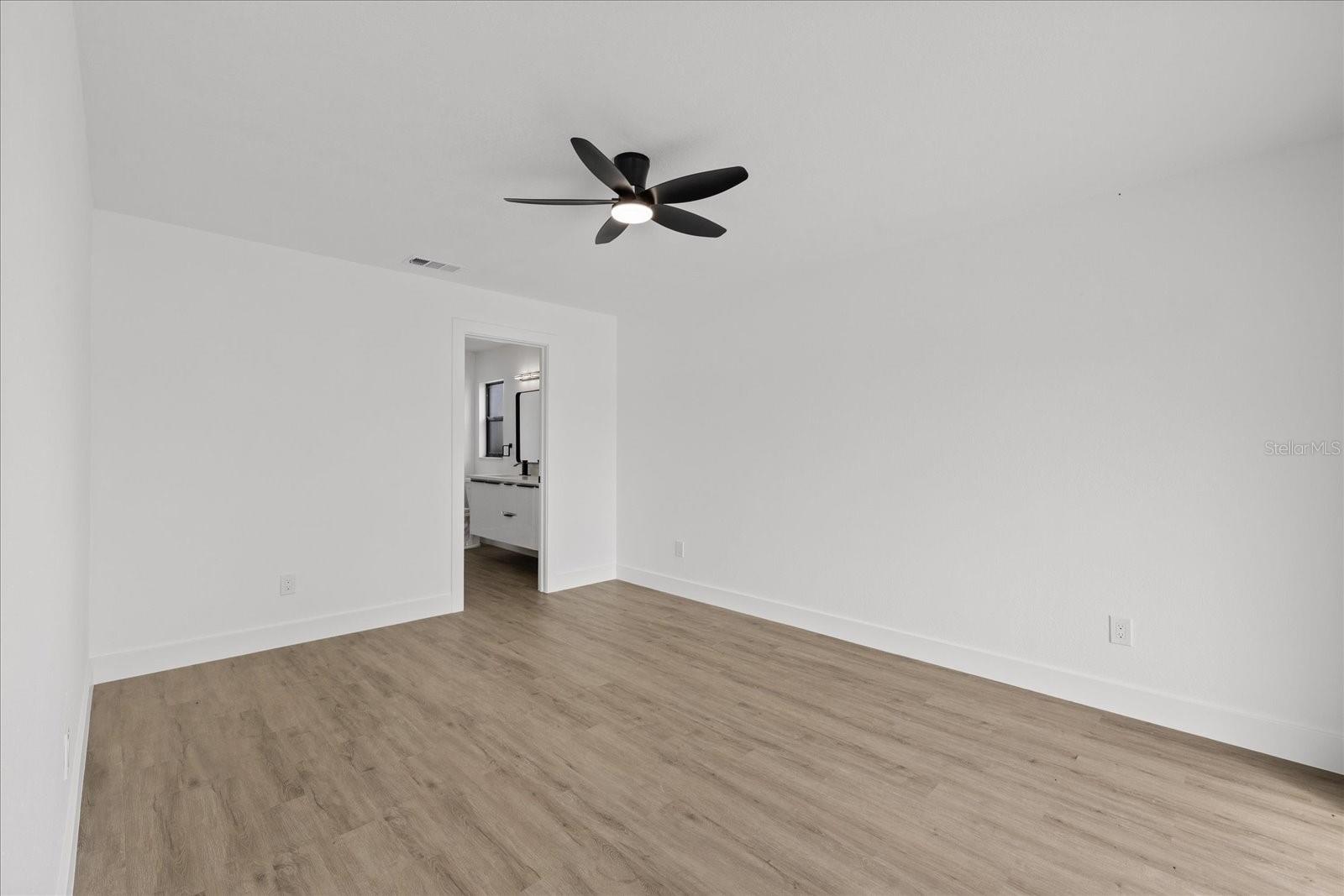 10609 OUT ISLAND DR — photo 17