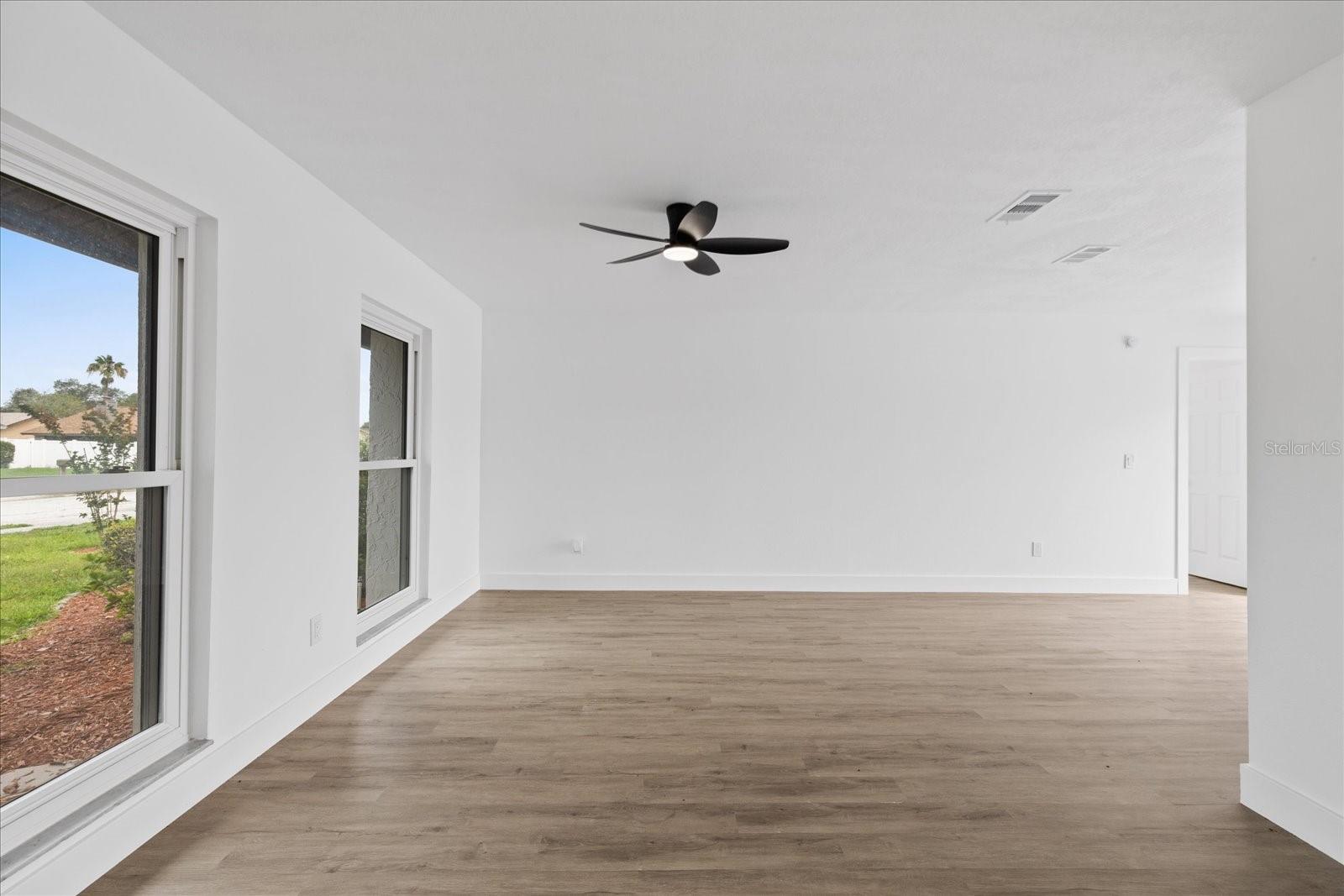 10609 OUT ISLAND DR — photo 34