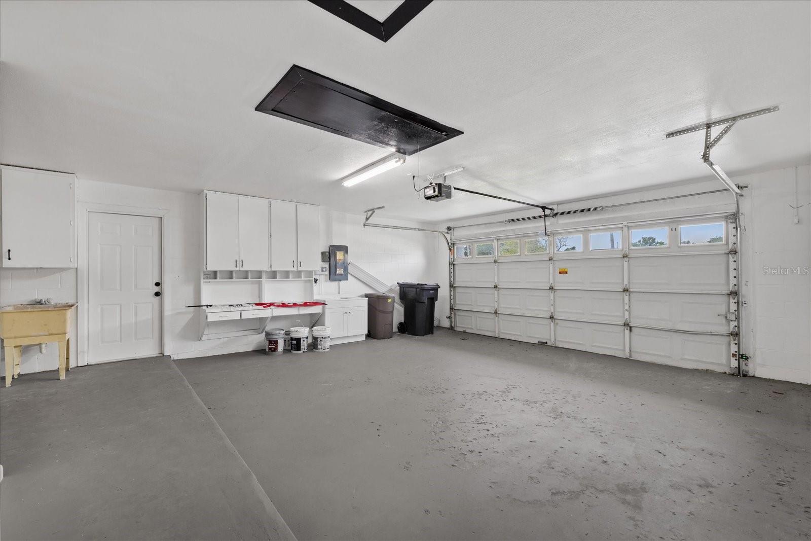 10609 OUT ISLAND DR — photo 36