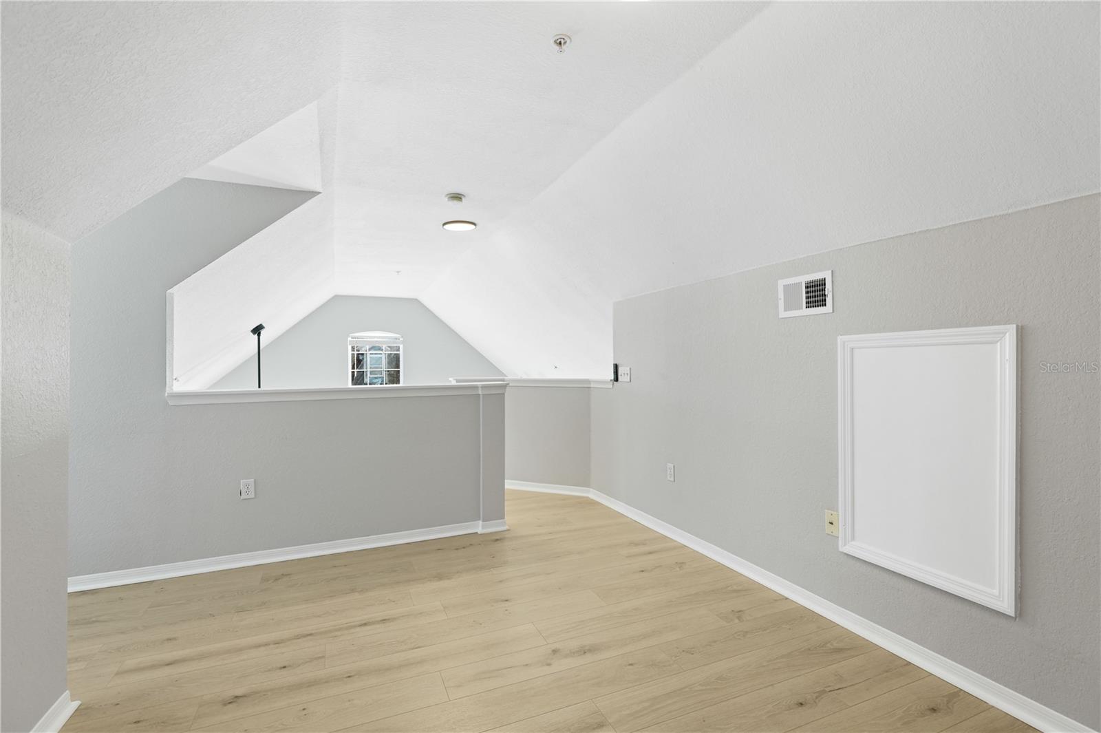 5531 ROSEHILL RD #203 — photo 15
