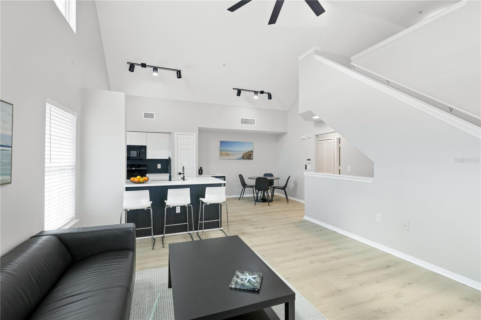 5531 ROSEHILL RD #203 — photo 8