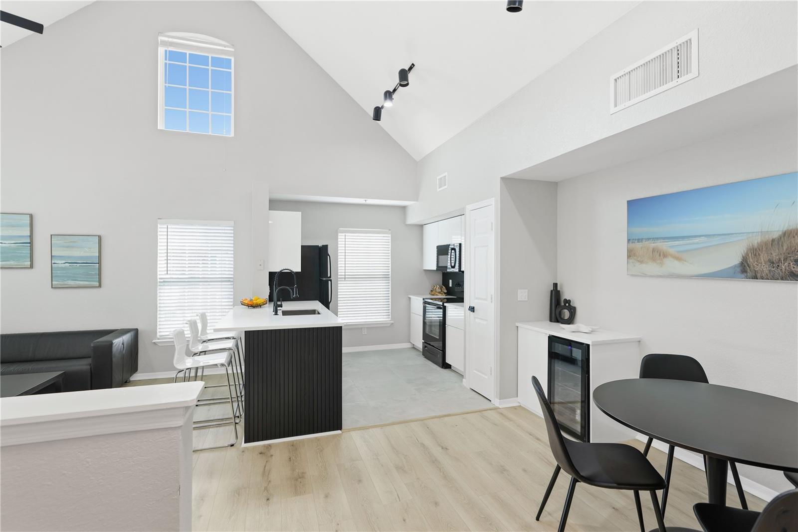 5531 ROSEHILL RD #203 — photo 3