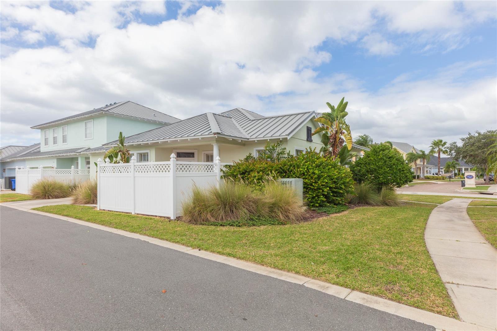 320 IBISVIEW LN — photo 4