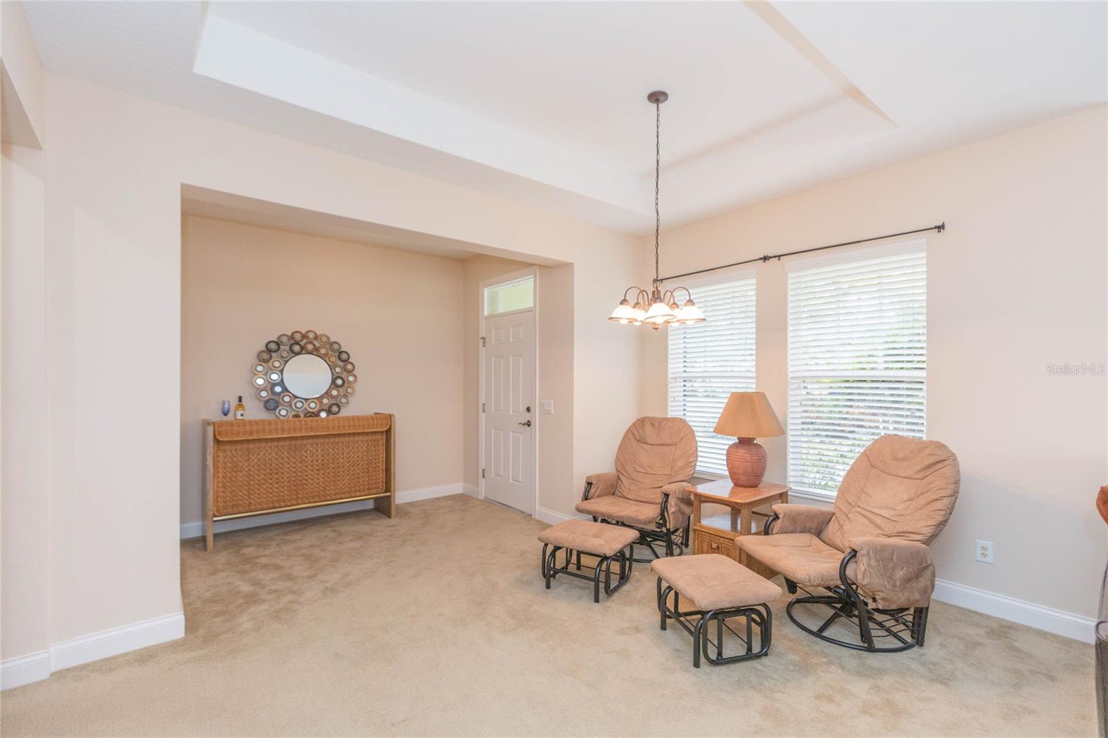 320 IBISVIEW LN — photo 9