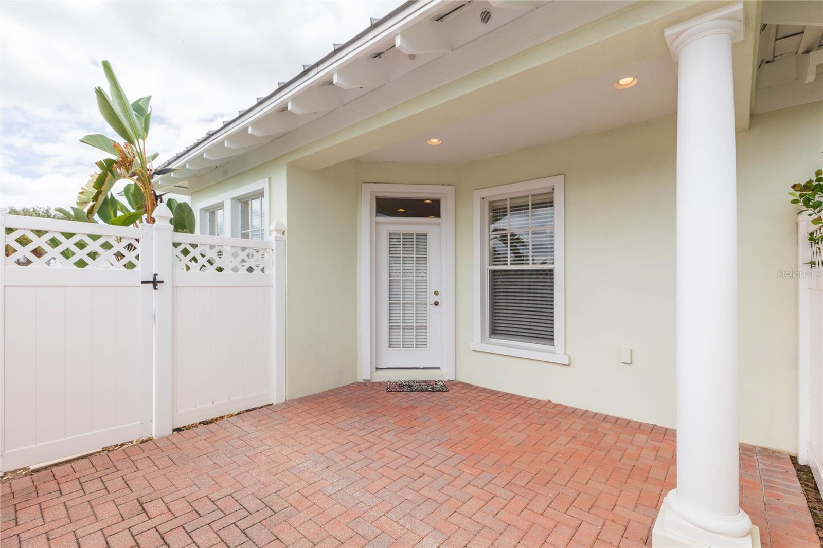 320 IBISVIEW LN — photo 6
