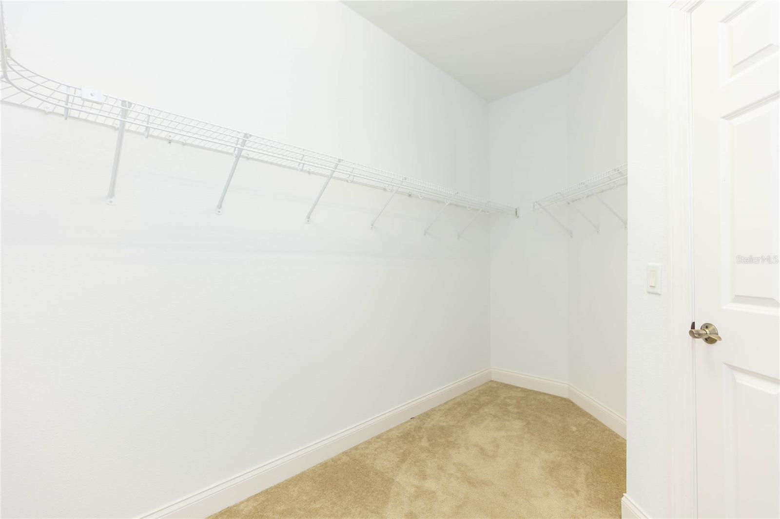 320 IBISVIEW LN — photo 27