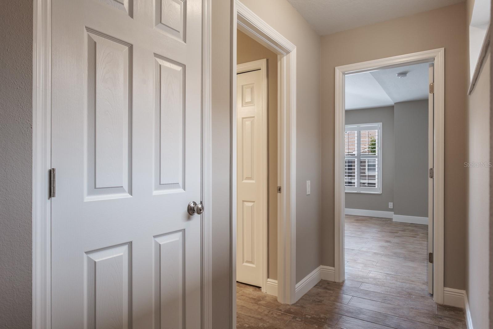 3298 COVERED BRIDGE DR W — photo 35