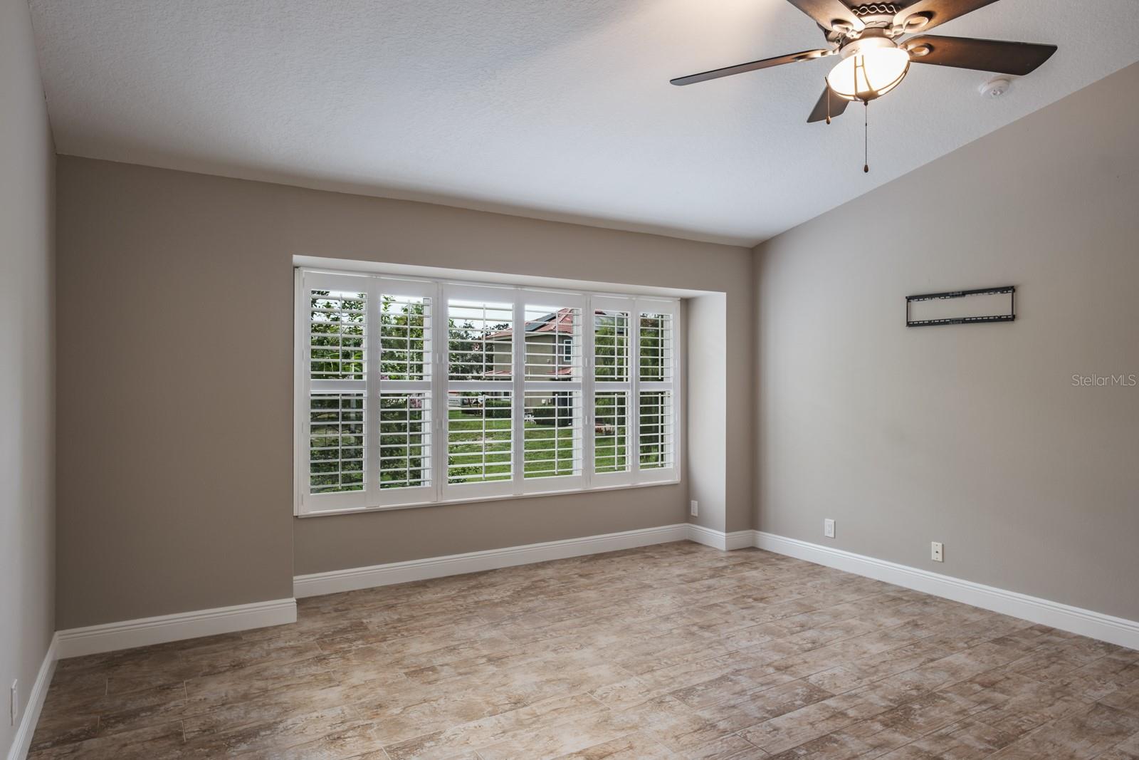 3298 COVERED BRIDGE DR W — photo 29