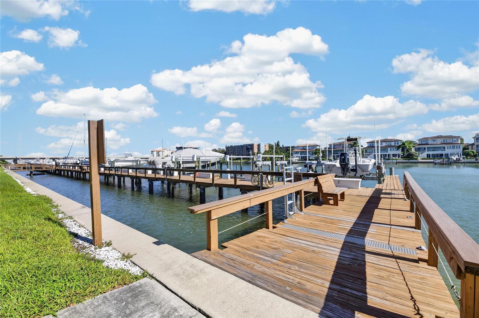 4750 BRITTANY DR S #26 — photo 4