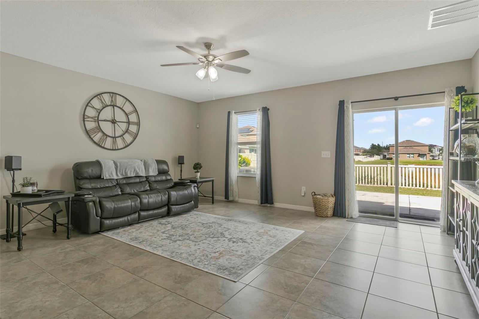 128 CASCADE BEND DR — photo 10