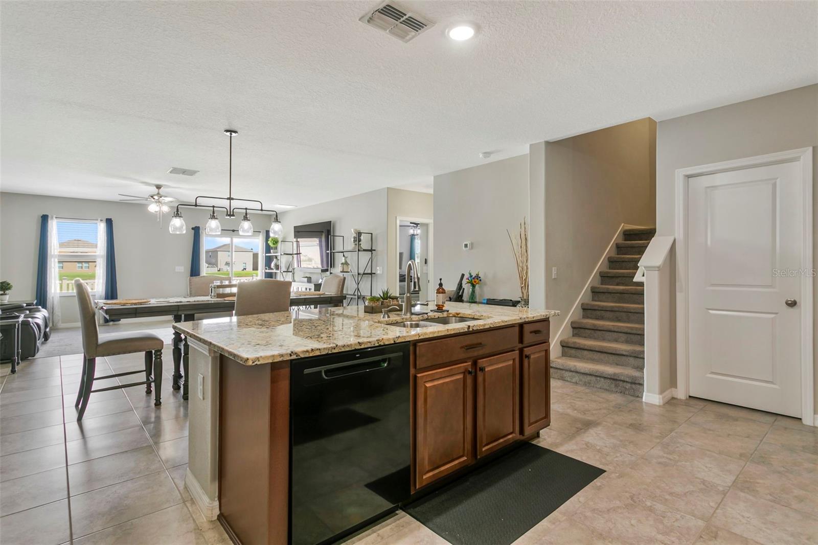 128 CASCADE BEND DR — photo 7