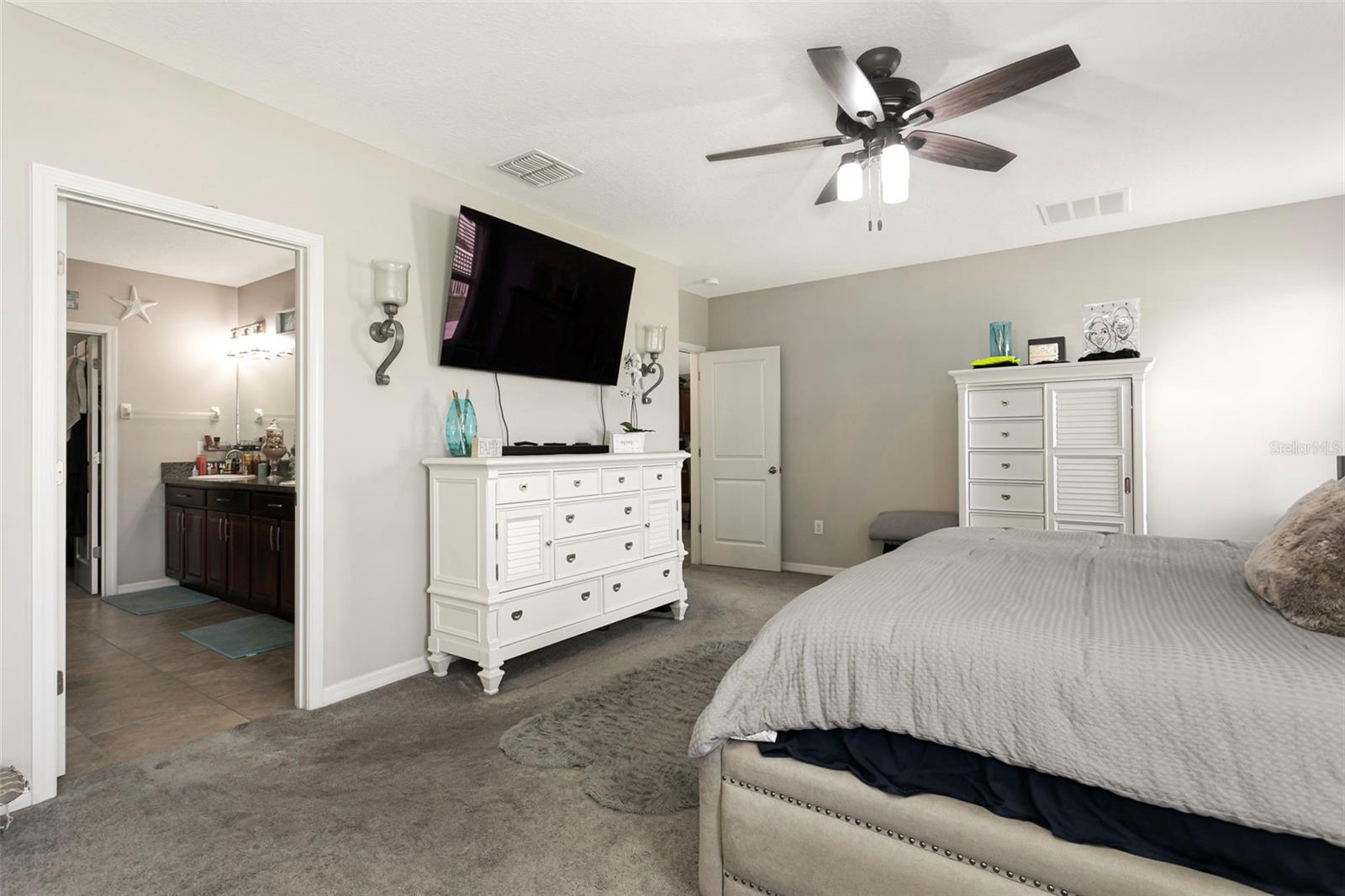 128 CASCADE BEND DR — photo 35