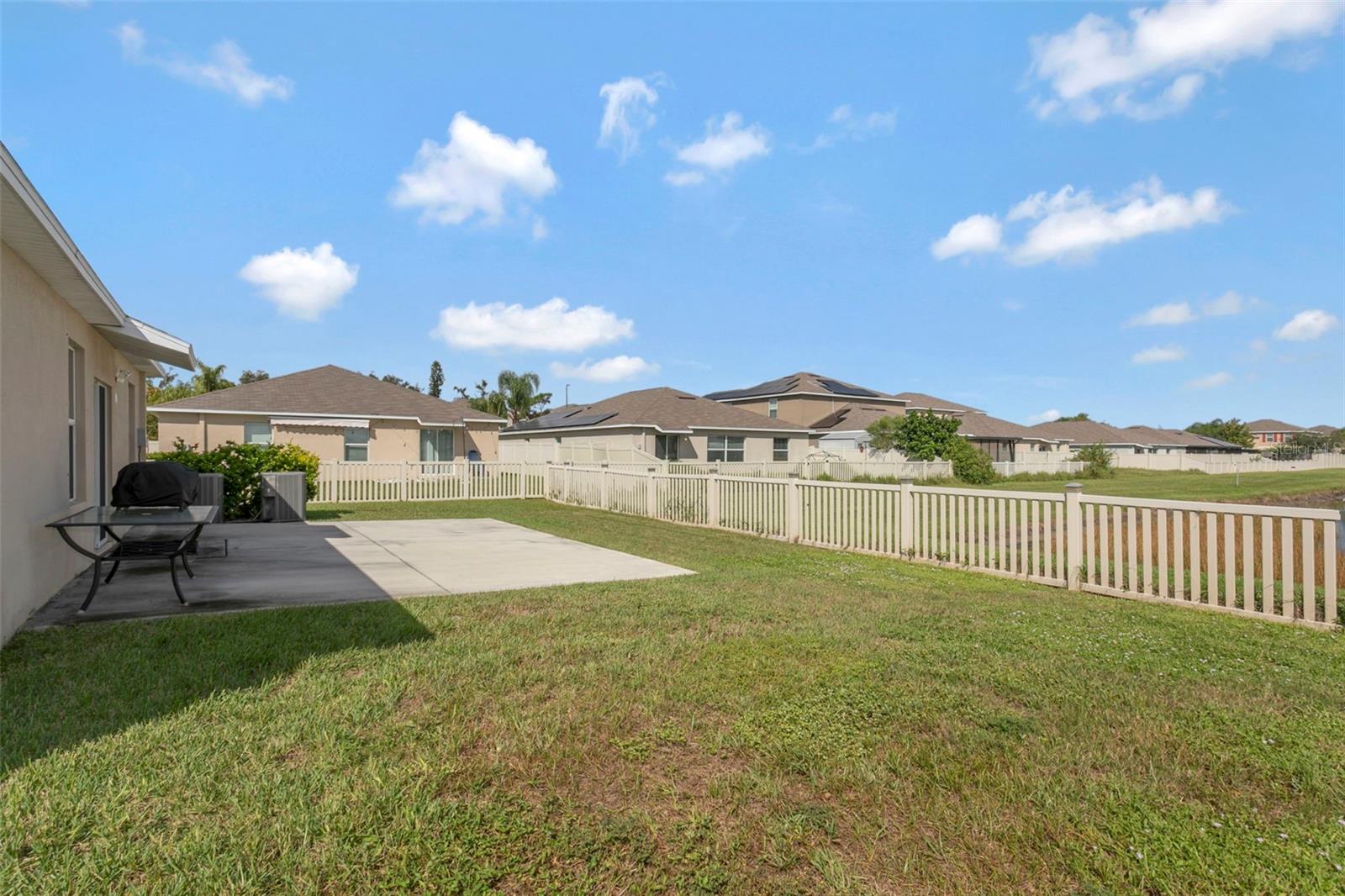 128 CASCADE BEND DR — photo 51