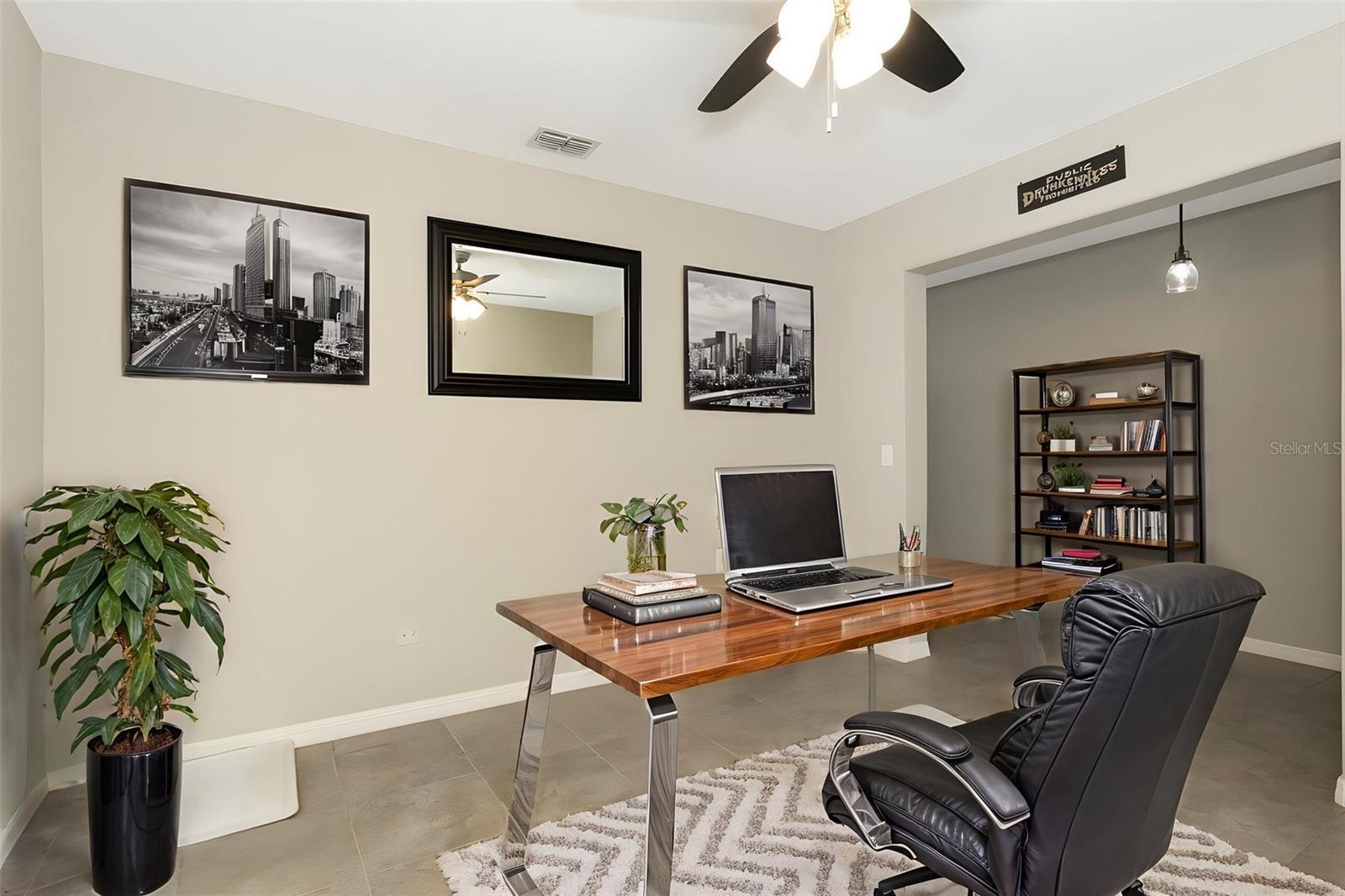 128 CASCADE BEND DR — photo 24