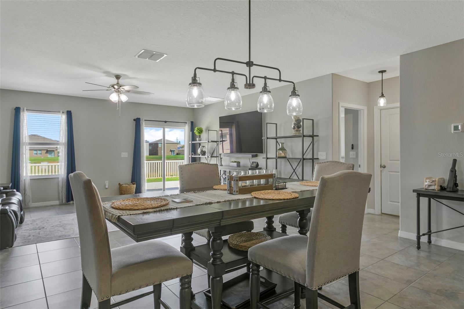 128 CASCADE BEND DR — photo 9