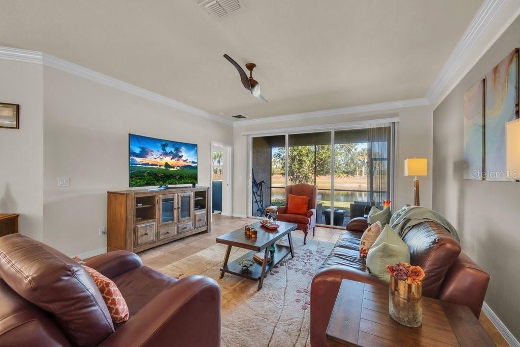 15644 AURORA LAKE CIR — photo 33