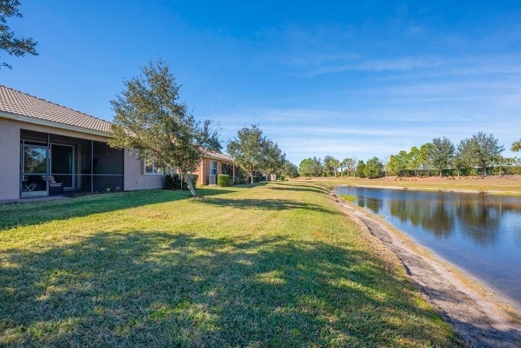15644 AURORA LAKE CIR — photo 43
