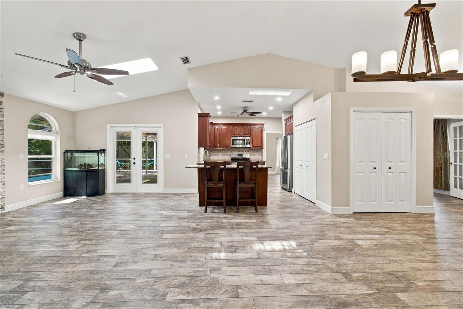 7700 CYPRESS TRACE CT — photo 37