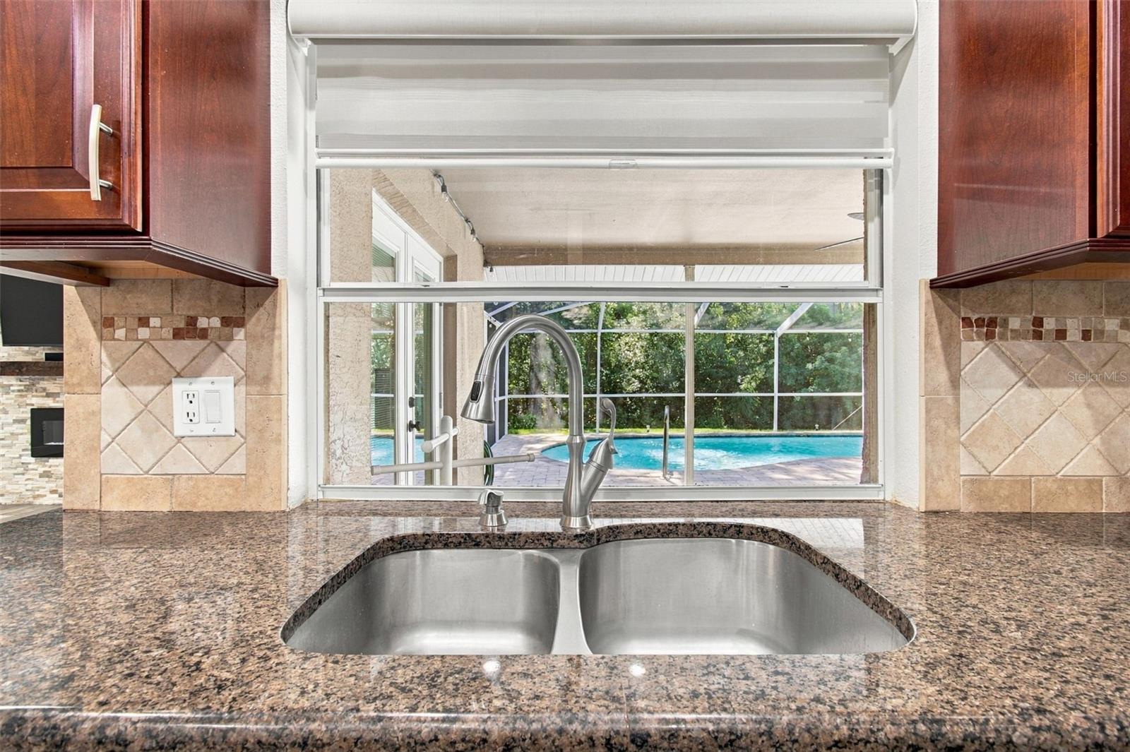7700 CYPRESS TRACE CT — photo 35
