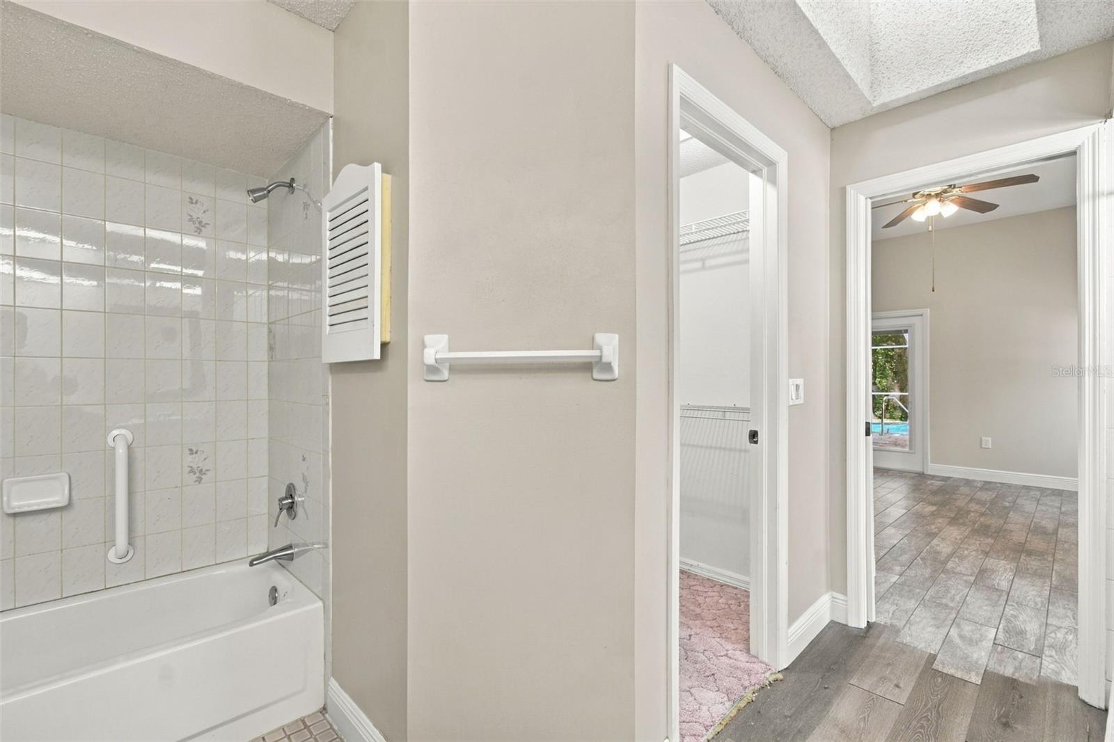 7700 CYPRESS TRACE CT — photo 62