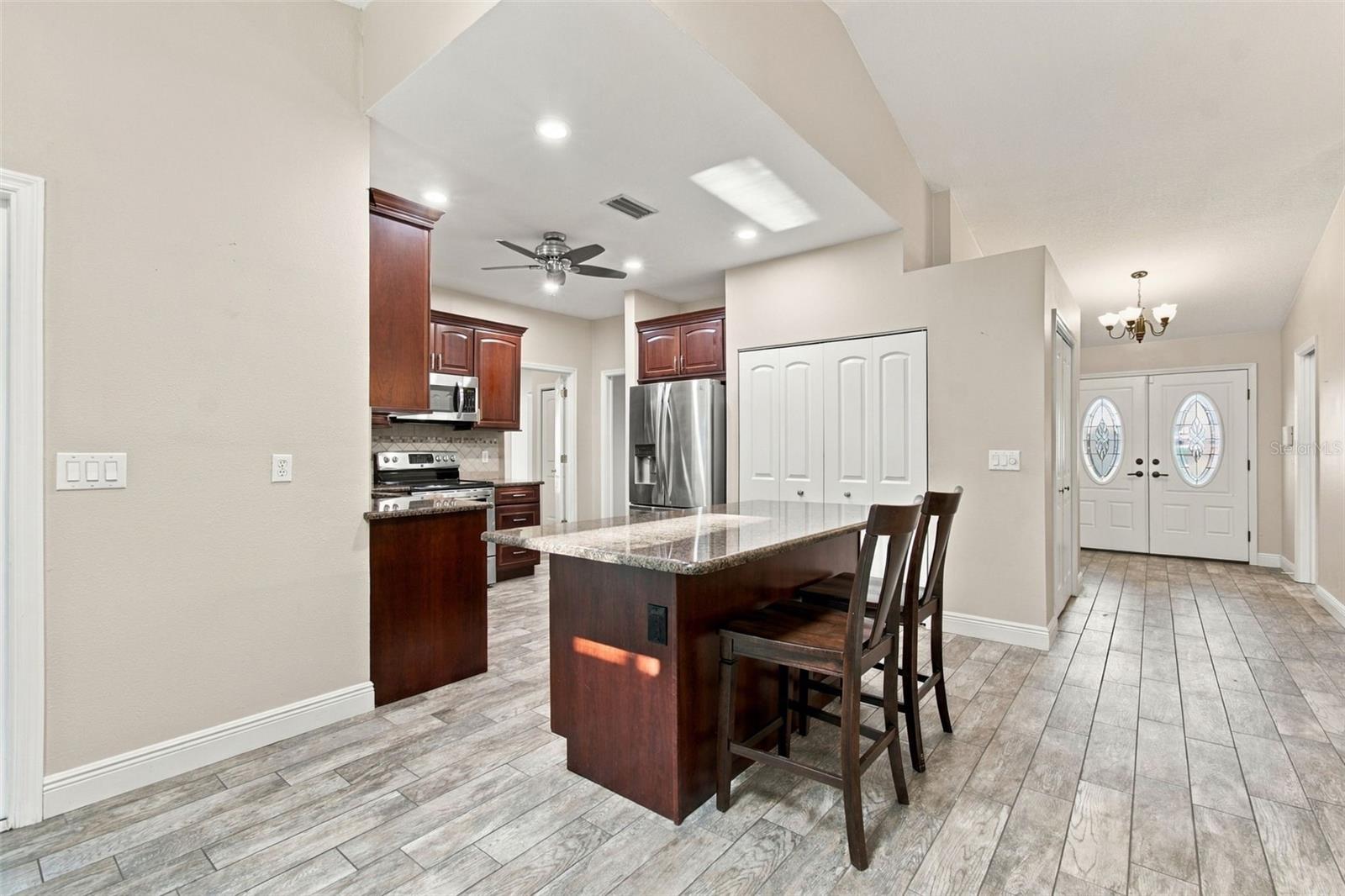 7700 CYPRESS TRACE CT — photo 31