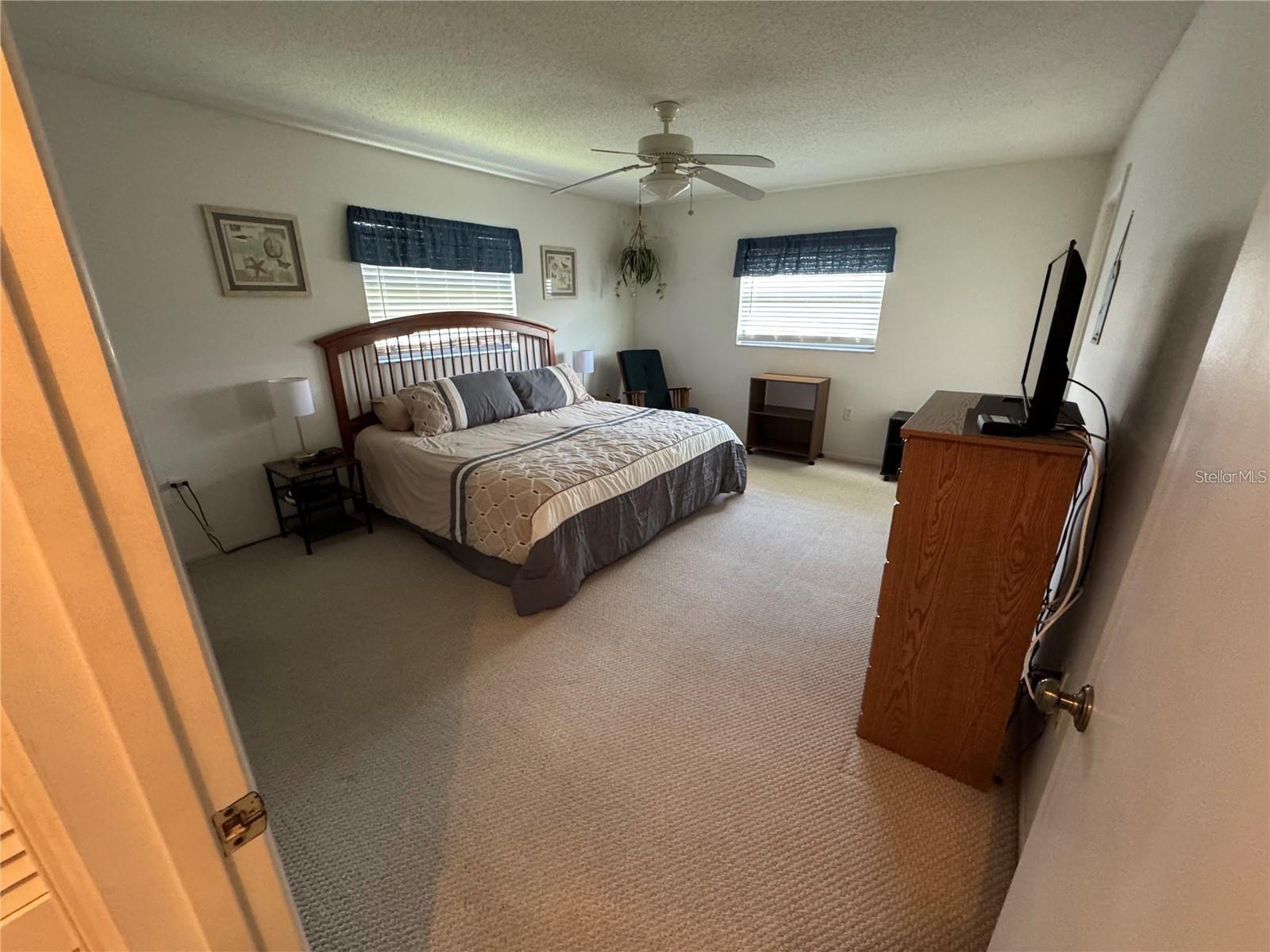 365 THREE LAKES LN #L — photo 6