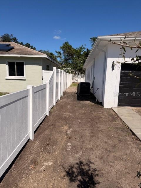 3204 E COLUMBUS DR — photo 24