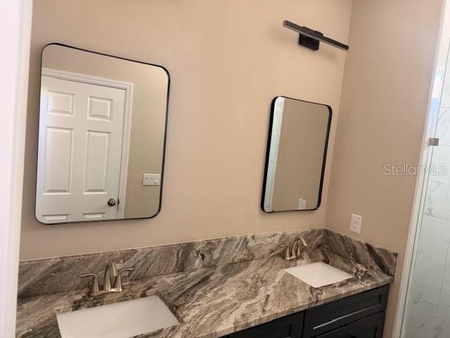 3204 E COLUMBUS DR — photo 17