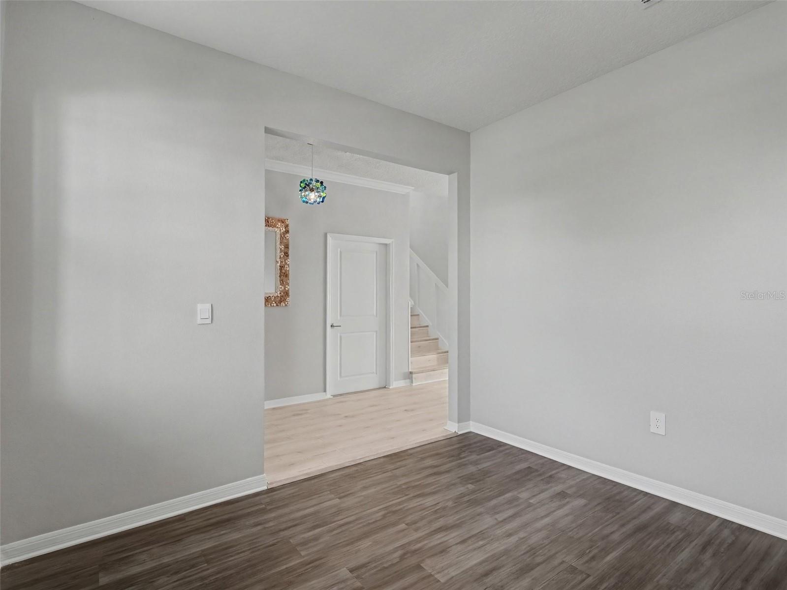 5731 WOODLAND SAGE DR — photo 8