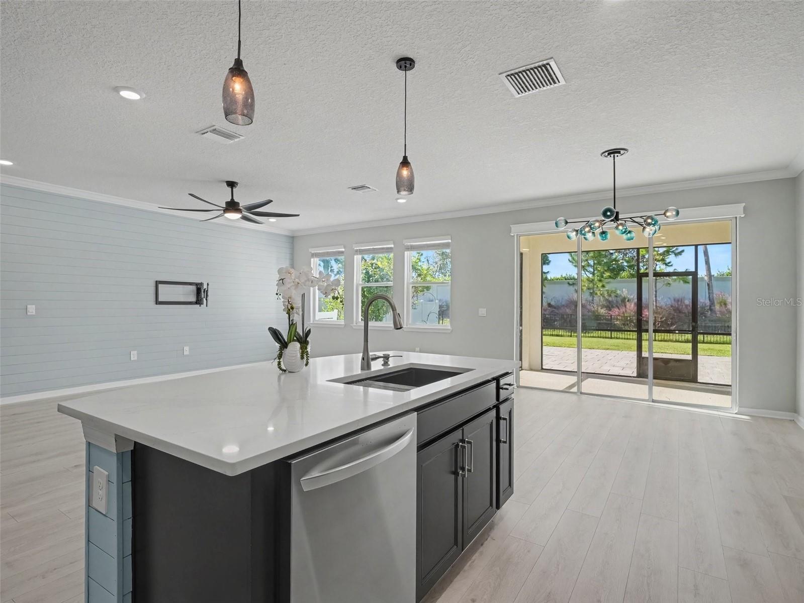 5731 WOODLAND SAGE DR — photo 16