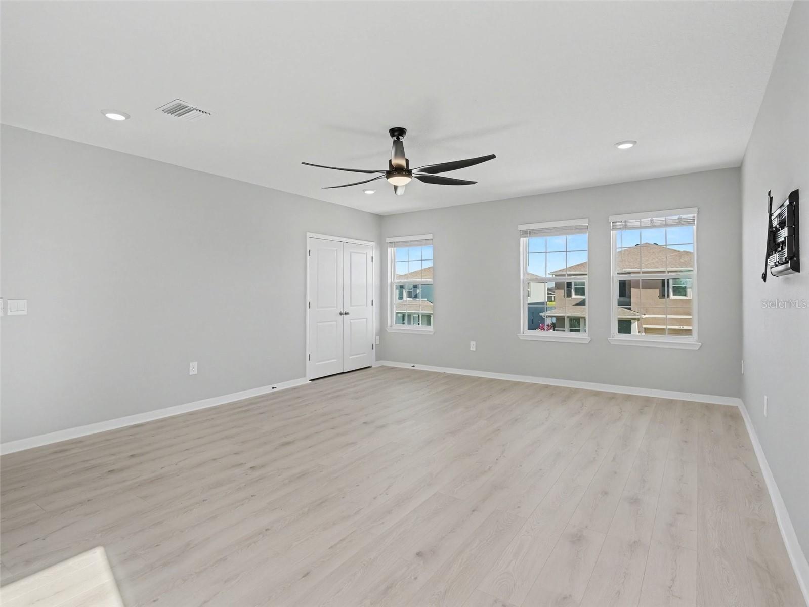 5731 WOODLAND SAGE DR — photo 24