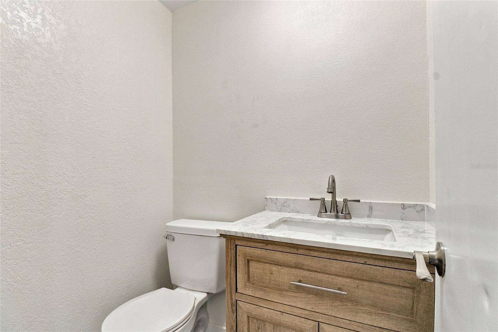 4608 HARVEY AVE — photo 25