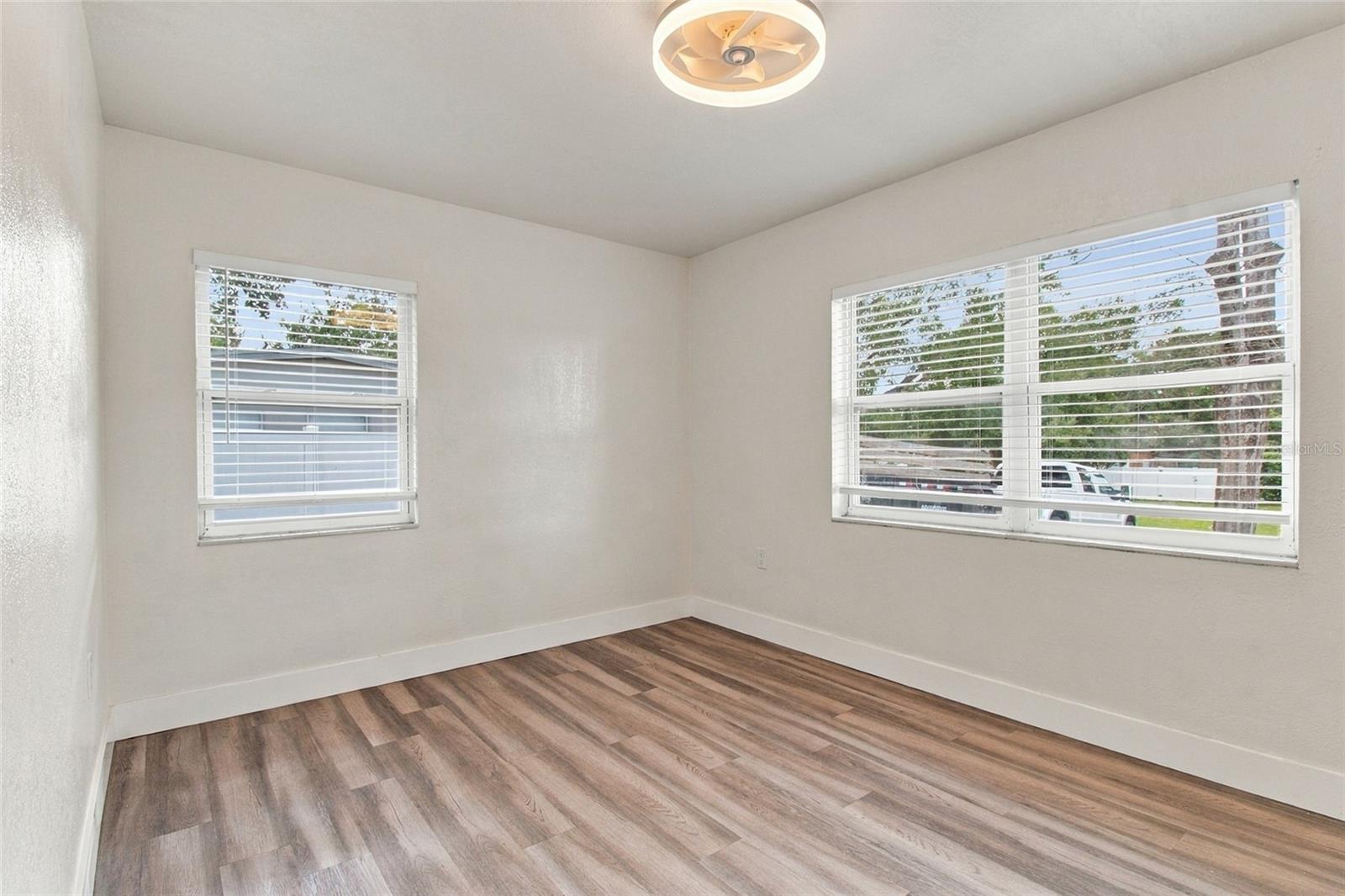 4608 HARVEY AVE — photo 18