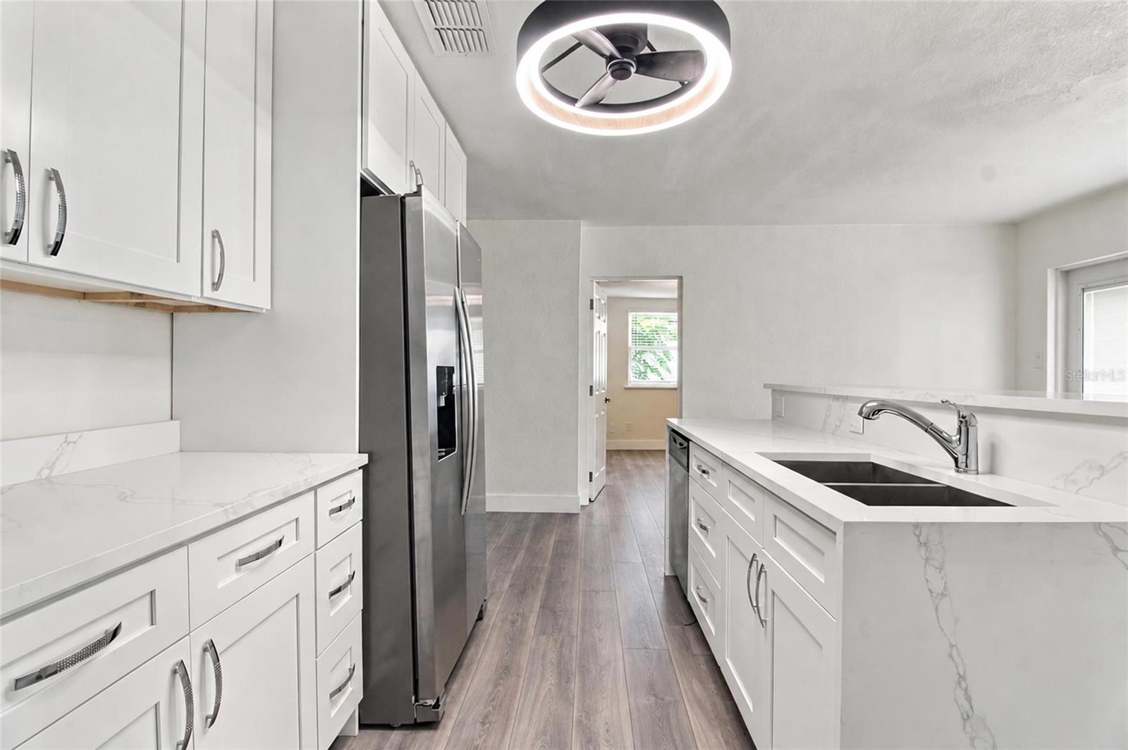 4608 HARVEY AVE — photo 13