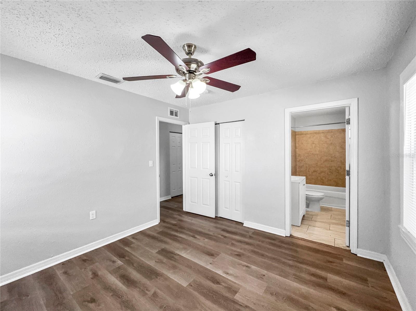 3110 W HARTNETT AVE — photo 10