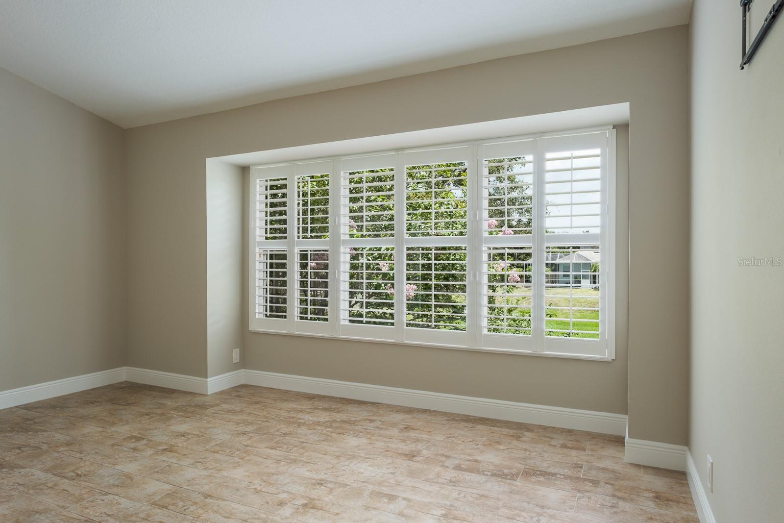 3298 COVERED BRIDGE DR W — photo 28