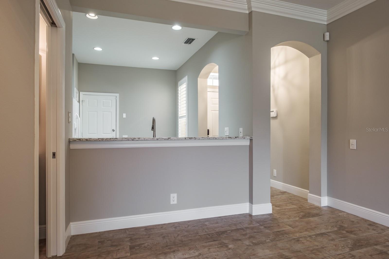 3298 COVERED BRIDGE DR W — photo 14