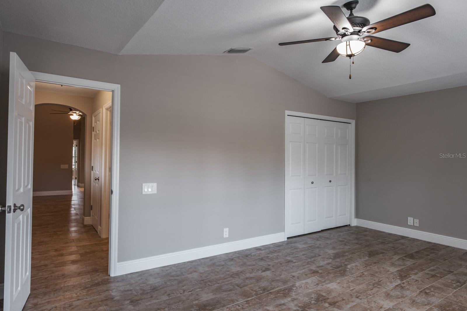 3298 COVERED BRIDGE DR W — photo 39